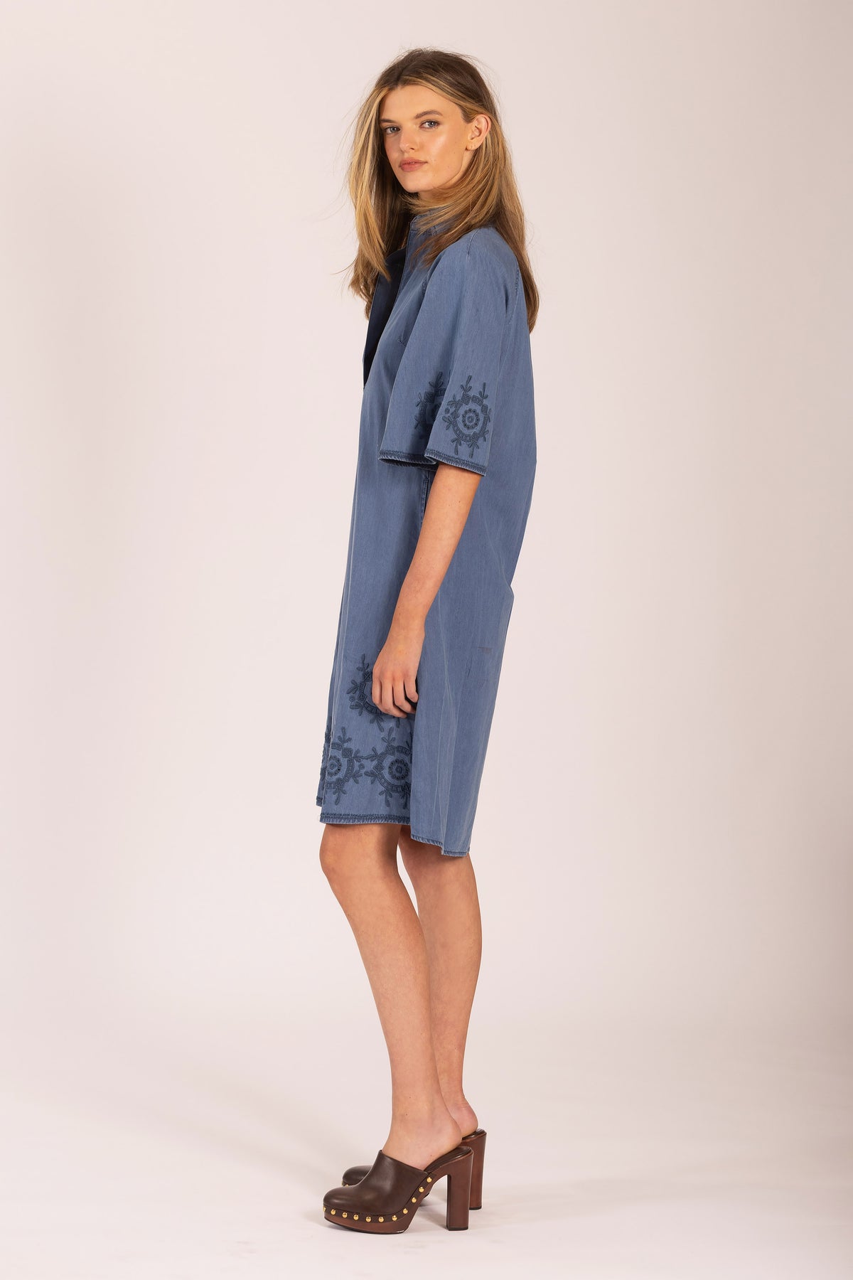 JONES EMBROIDERED MIDI DENIM DRESS