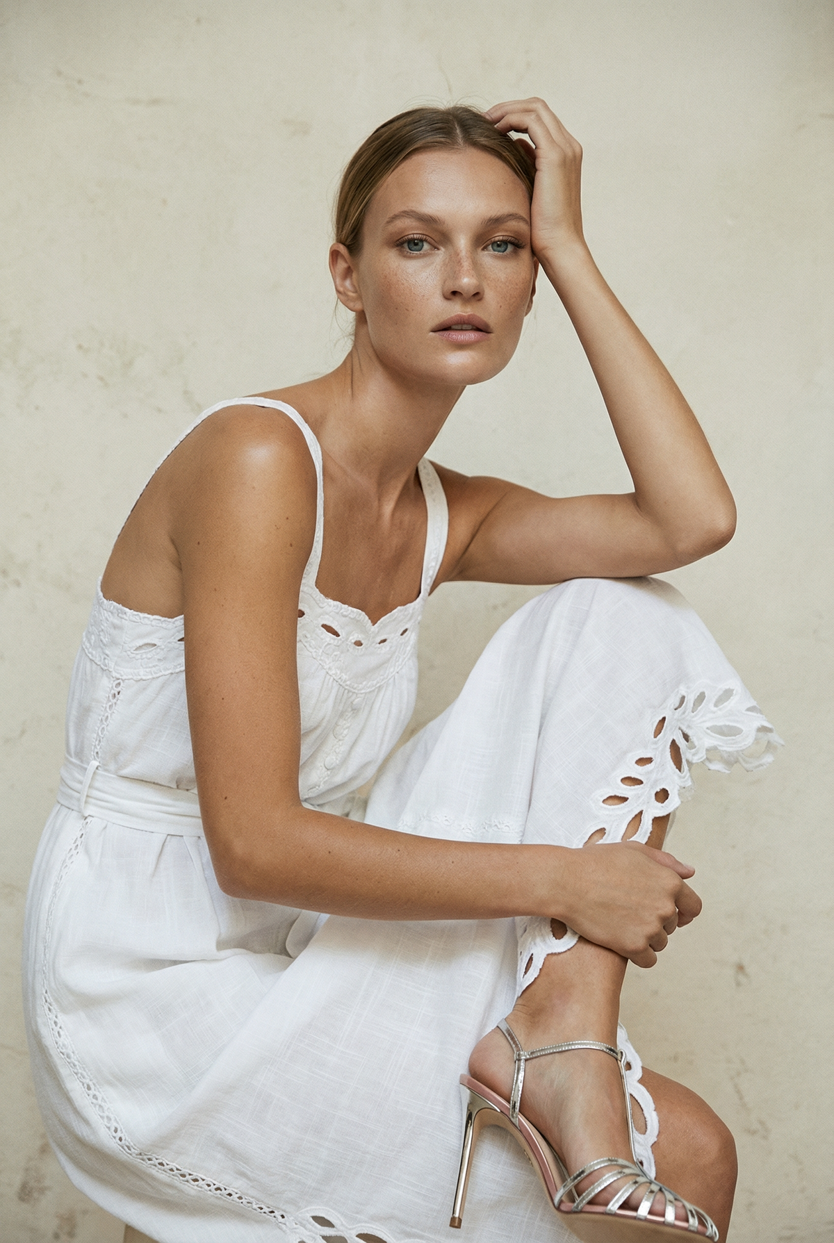 NINA LINEN WHITE MAXI