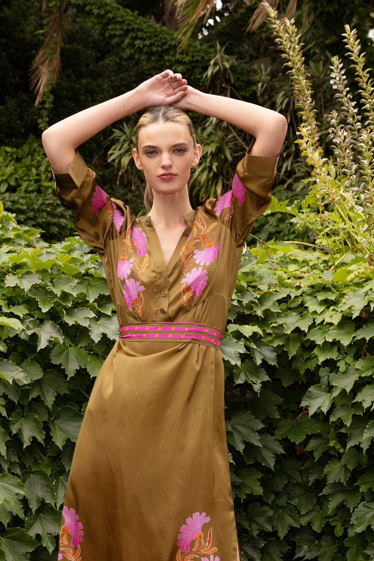 MARY SILKY VERONIKA OLIVE MAXI