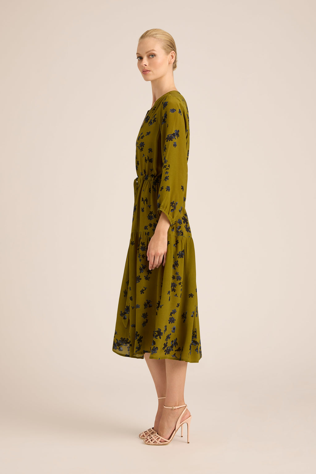 DAISY BOO FALL SILK CREPE MIDI DRESS