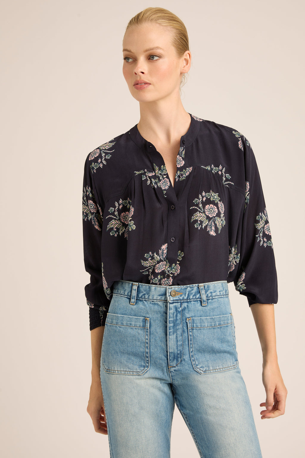 TEXAS SILKY WREATH NAVY SHIRT