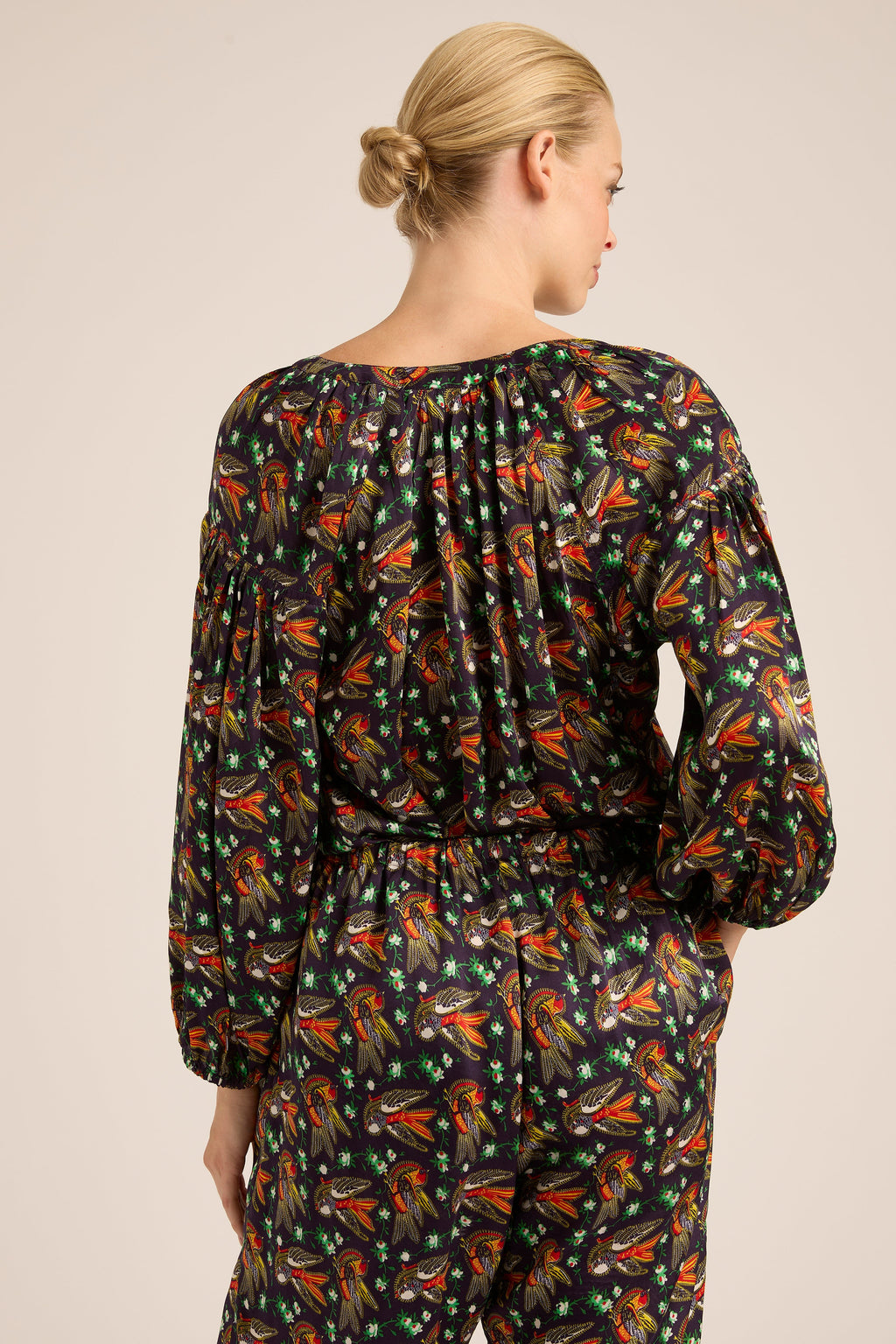 TWENTY SILKY BIRDIE SHIRT