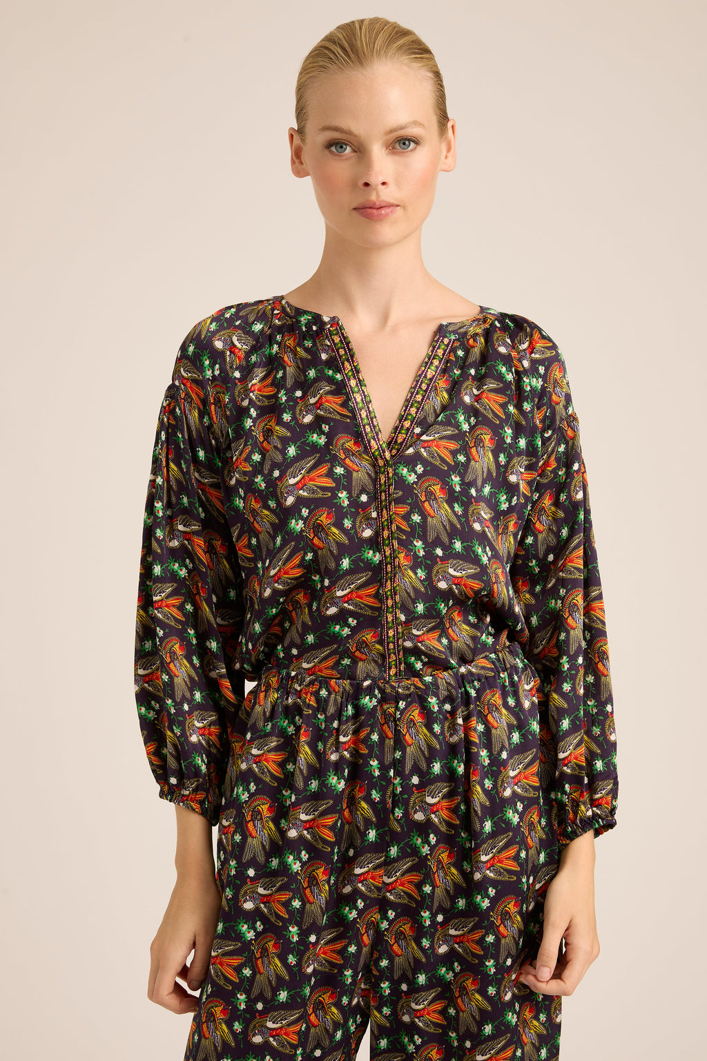 TWENTY SILKY BIRDIE SHIRT